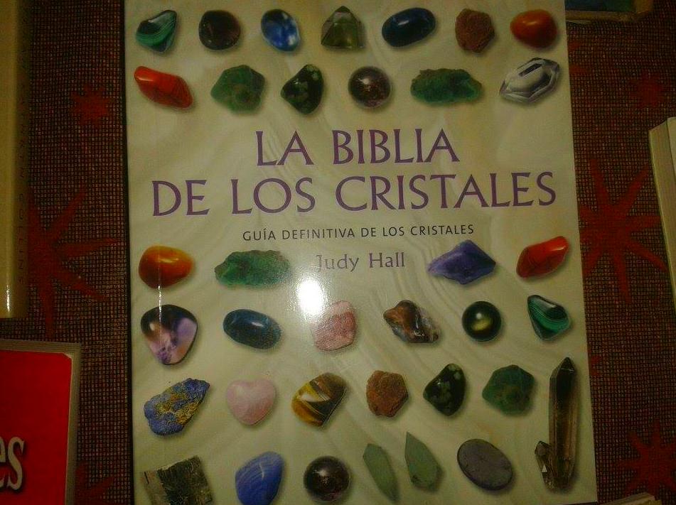 La Biblia de los Cristales: Cursos y productos de Racó Esoteric Font de mi Salut La Biblia de los Cristales: Cursos y productos de Racó Esoteric Font de mi Salut