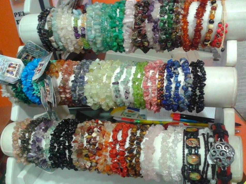 Pulseras minerales: Cursos y productos de Racó Esoteric Font de mi Salut Pulseras minerales: Cursos y productos de Racó Esoteric Font de mi Salut
