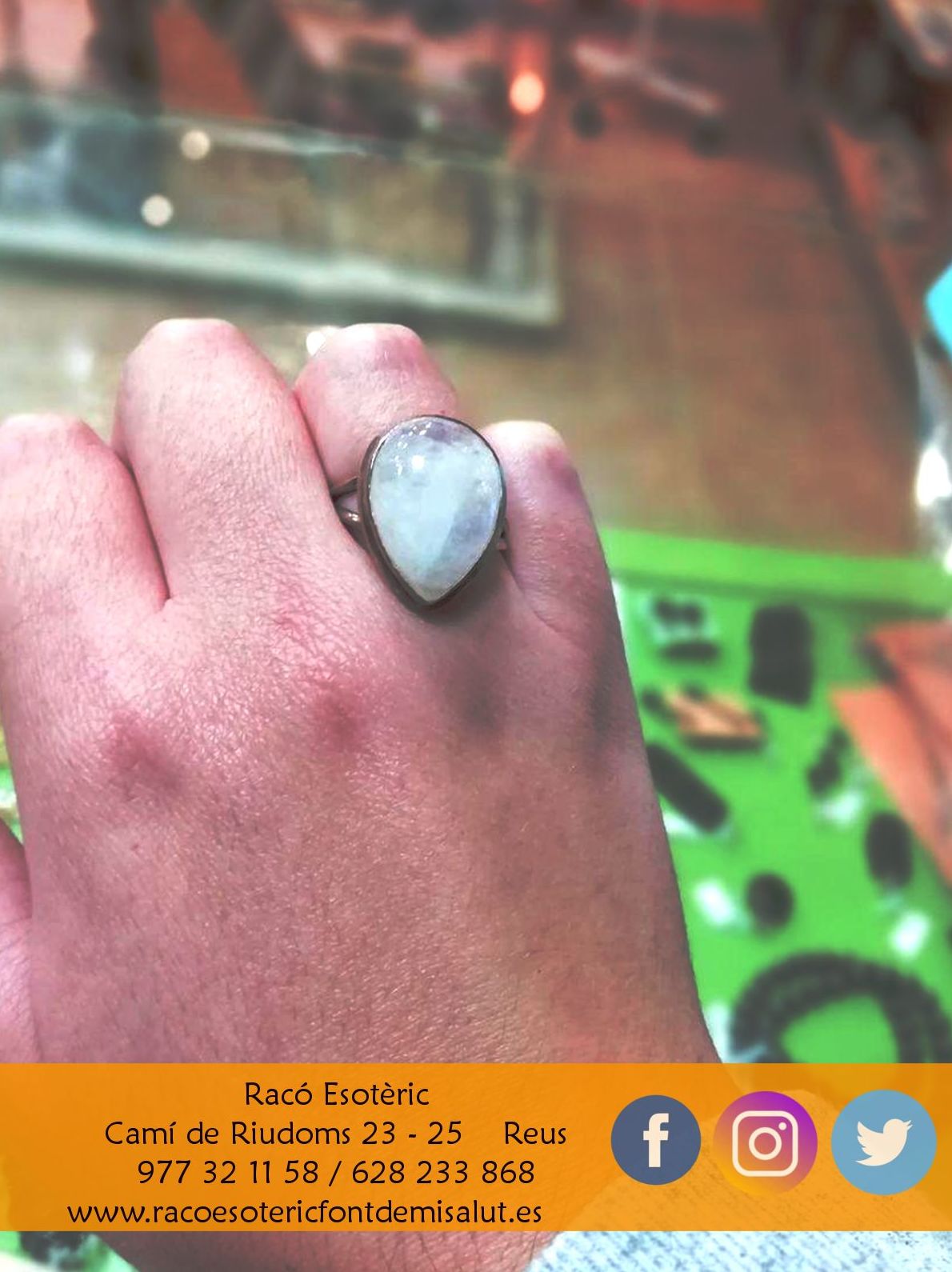 Anillo Piedra Luna: Cursos y productos de Racó Esoteric Font de mi Salut Anillo Piedra Luna: Cursos y productos de Racó Esoteric Font de mi Salut