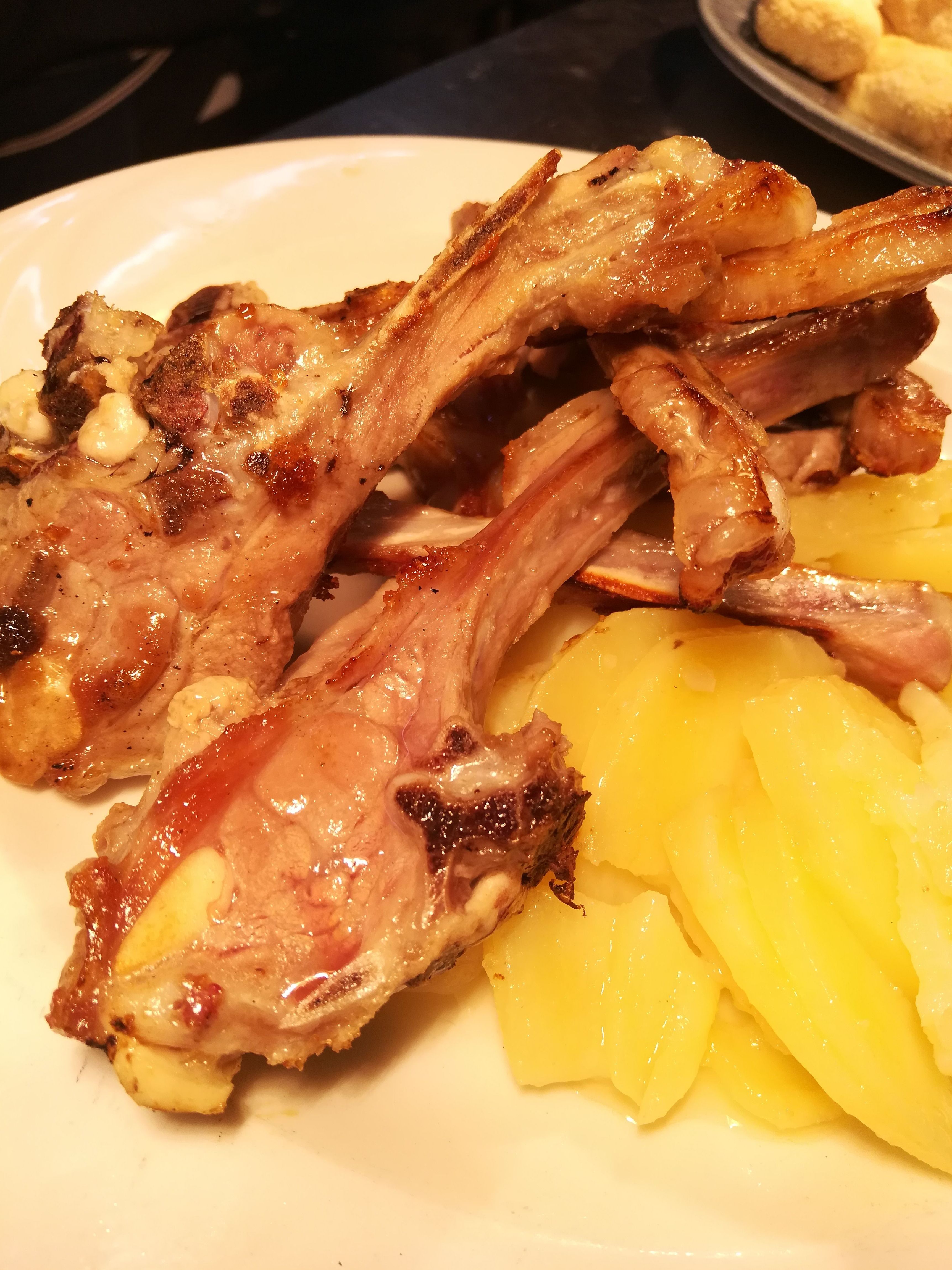 Chuletillas de lechal fritas Chuletillas de lechal fritas