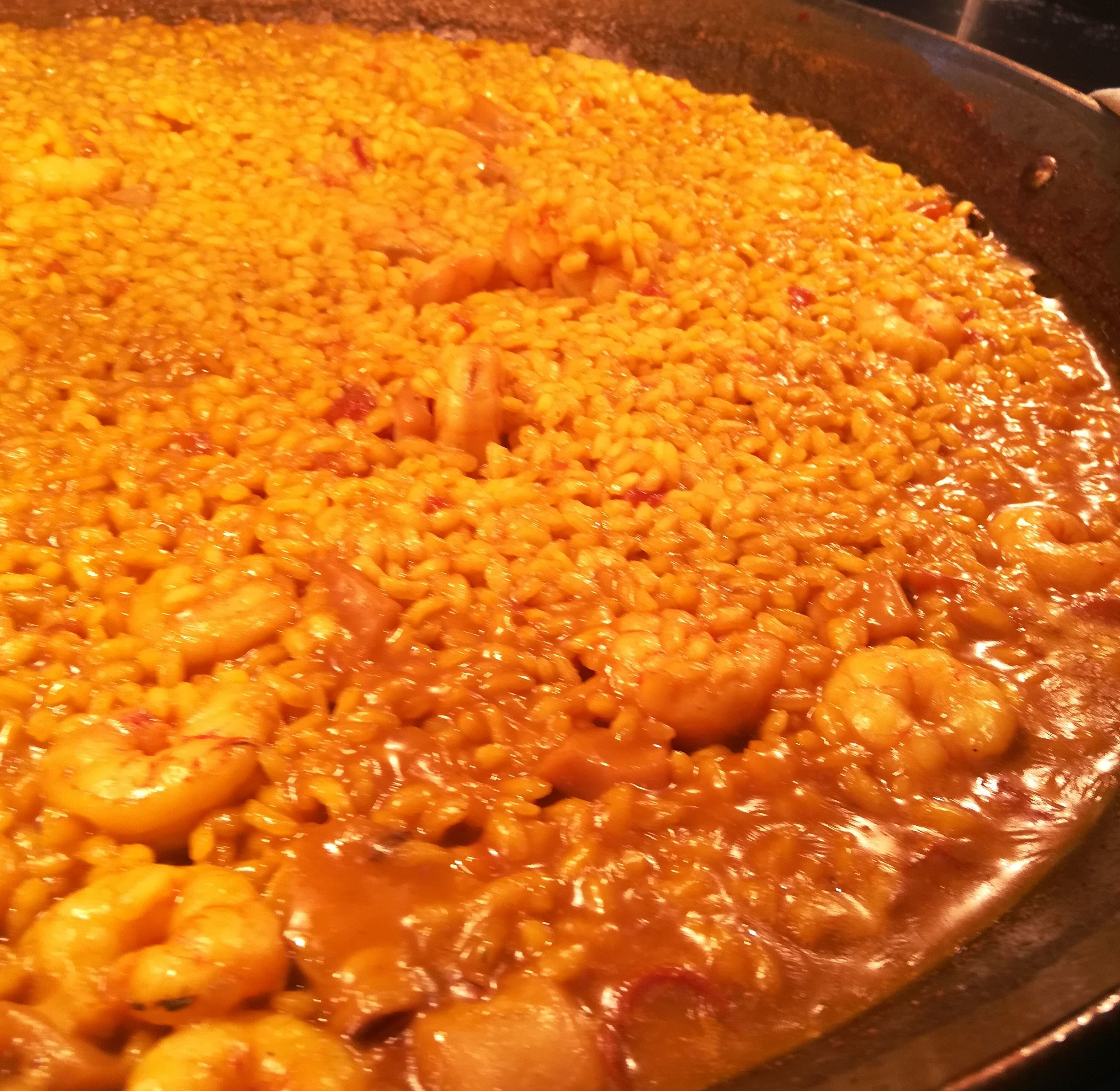 Arroz a banca con alioli de pimentón de la Vera Arroz a banca con alioli de pimentón de la Vera
