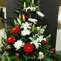 Centros y cestas de flores: TIENDA ONLINE Y CATÁLOGO de Floristería y Regalos Caprichos Parla Centros y cestas de flores: TIENDA ONLINE Y CATÁLOGO de Floristería y Regalos Caprichos Parla