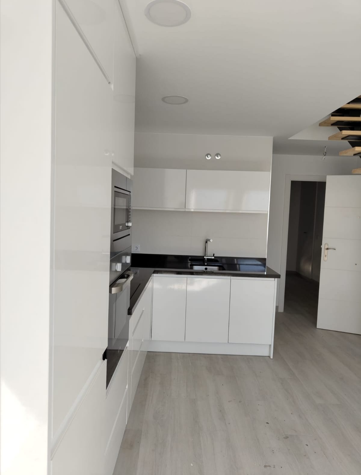 Instalación de lujoso apartamento: Servicios de Duran Cocinas y complementos Instalación de lujoso apartamento: Servicios de Duran Cocinas y complementos