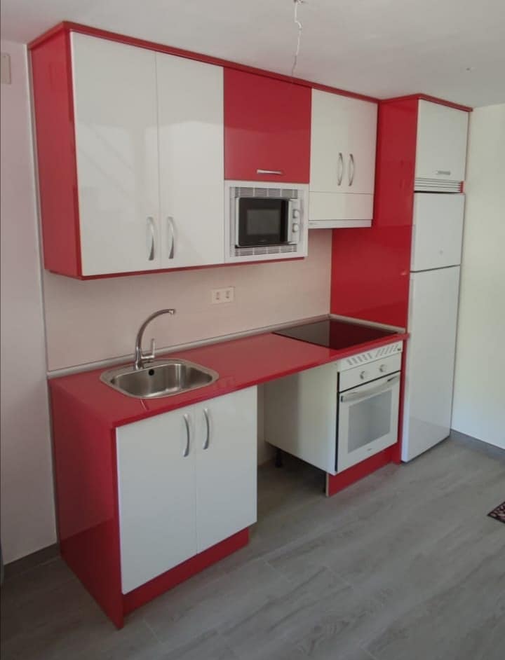 Instalación en Garganta la Olla: Servicios de Duran Cocinas y complementos Instalación en Garganta la Olla: Servicios de Duran Cocinas y complementos