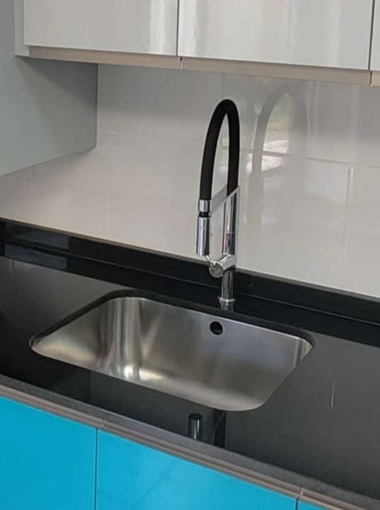 Grigo Medusa cromo/negro: Servicios de Duran Cocinas y complementos Grigo Medusa cromo/negro: Servicios de Duran Cocinas y complementos