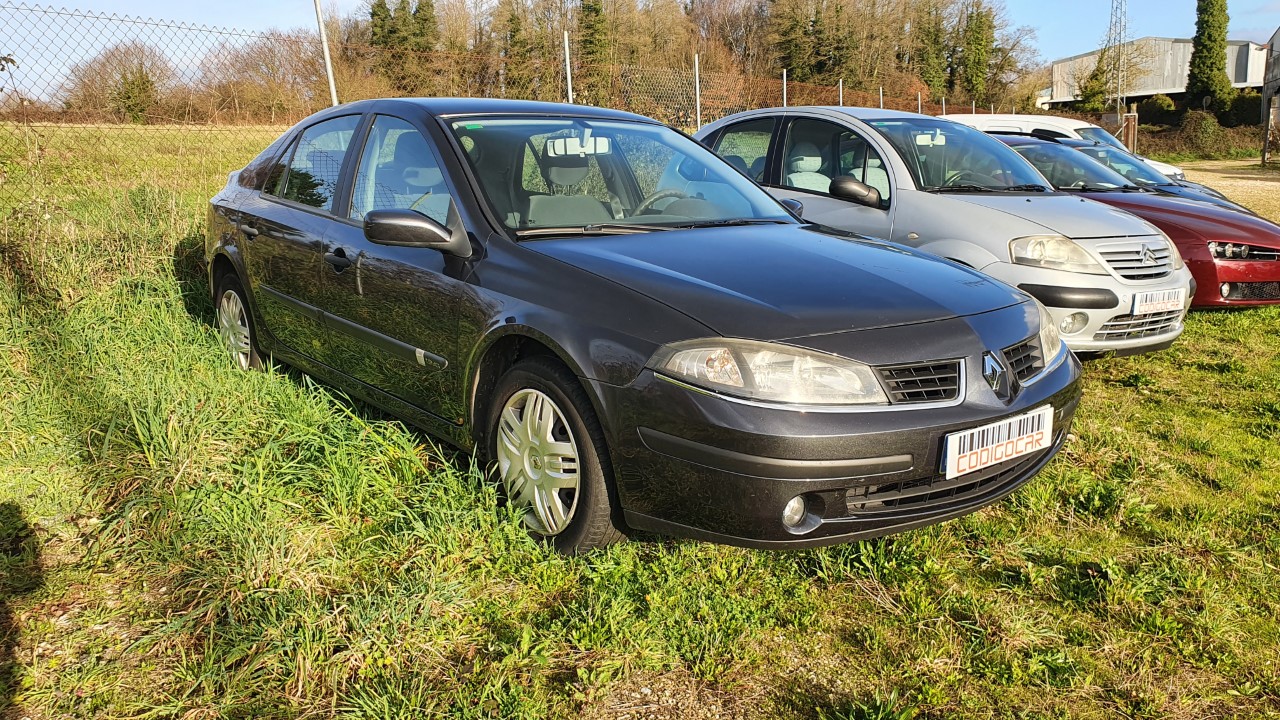RENAULT LAGUNA 1.9DCI CON ENGANCHE DE REMOLQUE: de CODIGOCAR RENAULT LAGUNA 1.9DCI CON ENGANCHE DE REMOLQUE: de CODIGOCAR