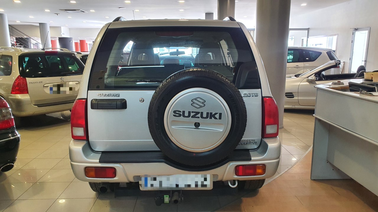 SUZUKI GRAND VITARA XL7 2.0TD DLX 5PLAZAS CON ENGANCHE DE REMOLQUE: de CODIGOCAR SUZUKI GRAND VITARA XL7 2.0TD DLX 5PLAZAS CON ENGANCHE DE REMOLQUE: de CODIGOCAR