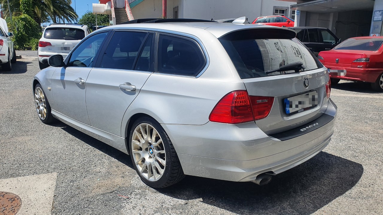 BMW 318D TOURING CON TECHO PANORAMICO: de CODIGOCAR BMW 318D TOURING CON TECHO PANORAMICO: de CODIGOCAR