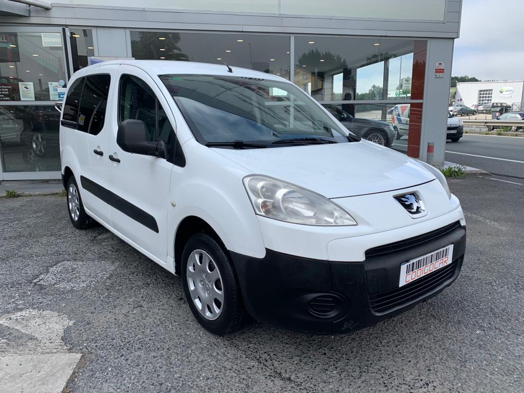 PEUGEOT PARTNER 1.6HDI CON ENGANCHE DE REMOLQUE: de CODIGOCAR PEUGEOT PARTNER 1.6HDI CON ENGANCHE DE REMOLQUE: de CODIGOCAR
