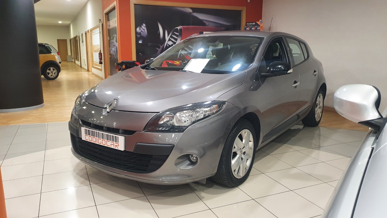 RENAULT MEGANE 1.5DCI 110CV: de CODIGOCAR RENAULT MEGANE 1.5DCI 110CV: de CODIGOCAR