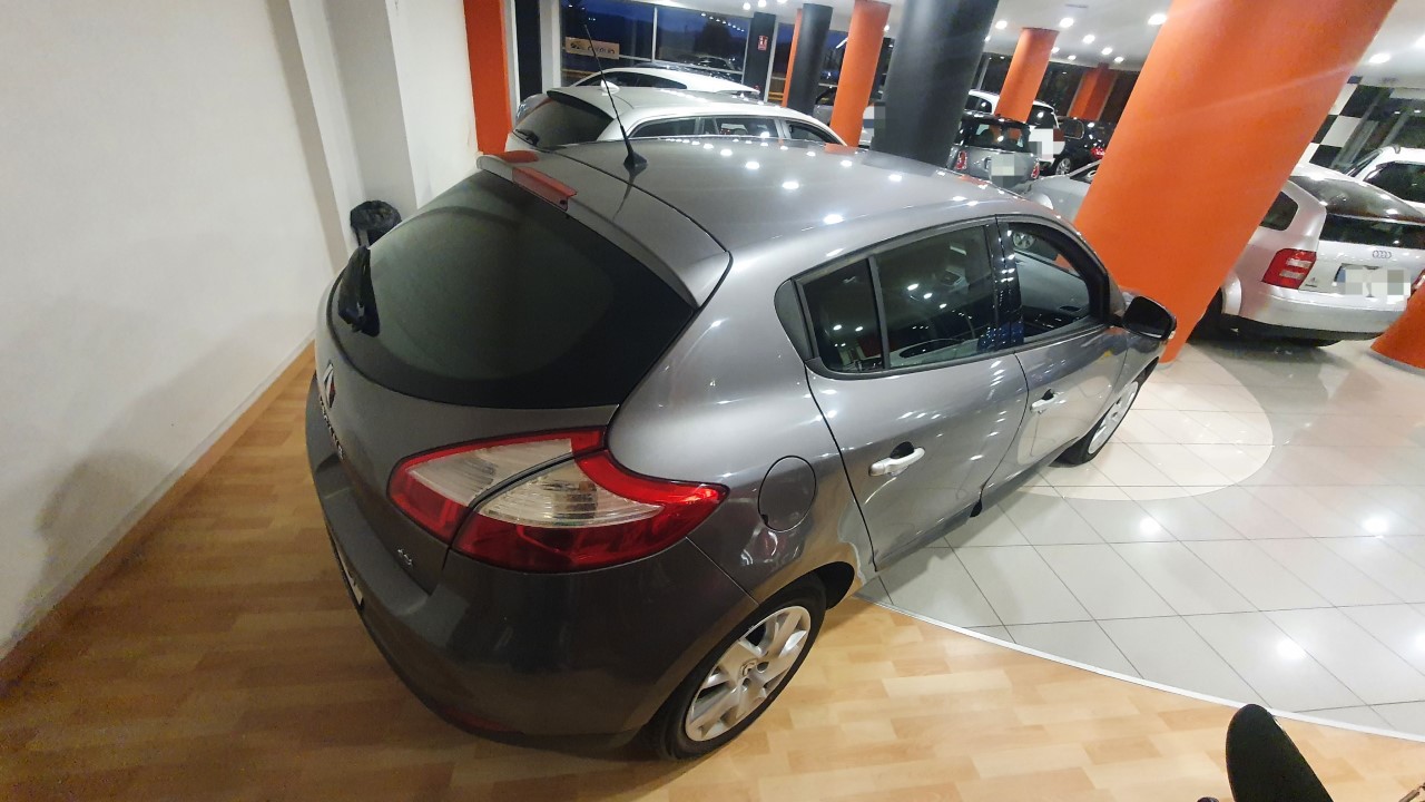 RENAULT MEGANE 1.5DCI 110CV: de CODIGOCAR RENAULT MEGANE 1.5DCI 110CV: de CODIGOCAR