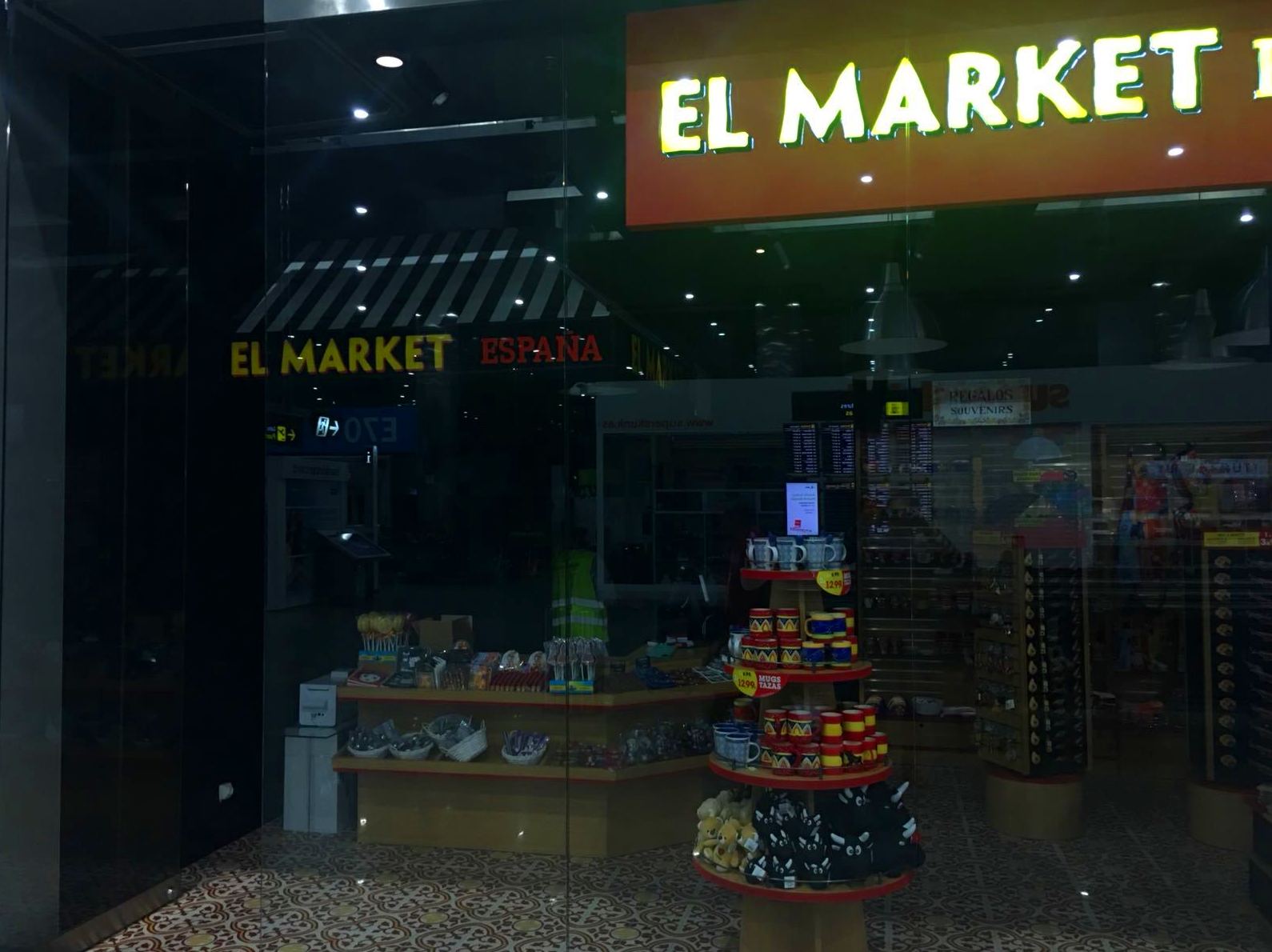 EL MARKET T3 REFORMA INTEGRAL: Trabajos realizados de REFORMAS, INSTALACIONES Y CONSTRUCCION ARAGON EL MARKET T3 REFORMA INTEGRAL: Trabajos realizados de REFORMAS, INSTALACIONES Y CONSTRUCCION ARAGON
