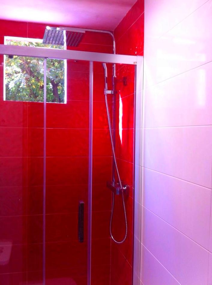 reforma de baño completo: Trabajos realizados de REFORMAS, INSTALACIONES Y CONSTRUCCION ARAGON reforma de baño completo: Trabajos realizados de REFORMAS, INSTALACIONES Y CONSTRUCCION ARAGON