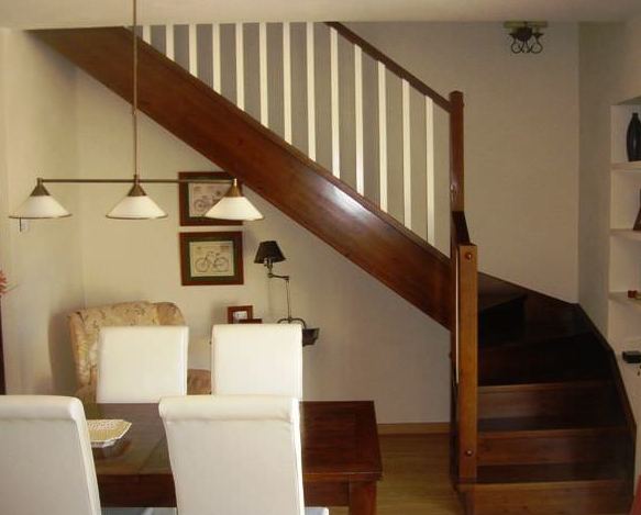 Diferentes tipos de escaleras: Catálogo de Jv Car Carpintería Diferentes tipos de escaleras: Catálogo de Jv Car Carpintería