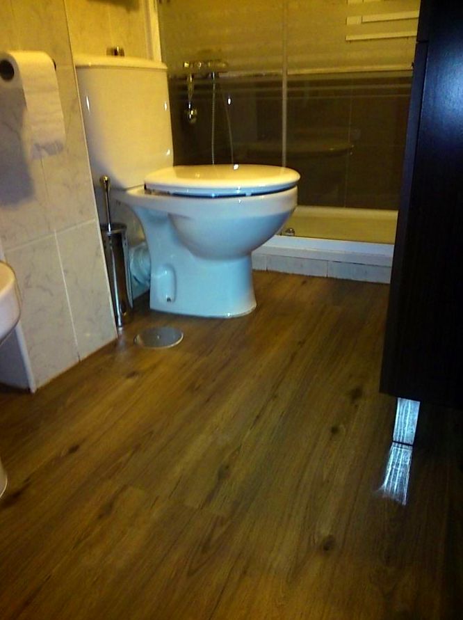Tarimas de PVC (para baños y cocinas): Catálogo de Jv Car Carpintería Tarimas de PVC (para baños y cocinas): Catálogo de Jv Car Carpintería