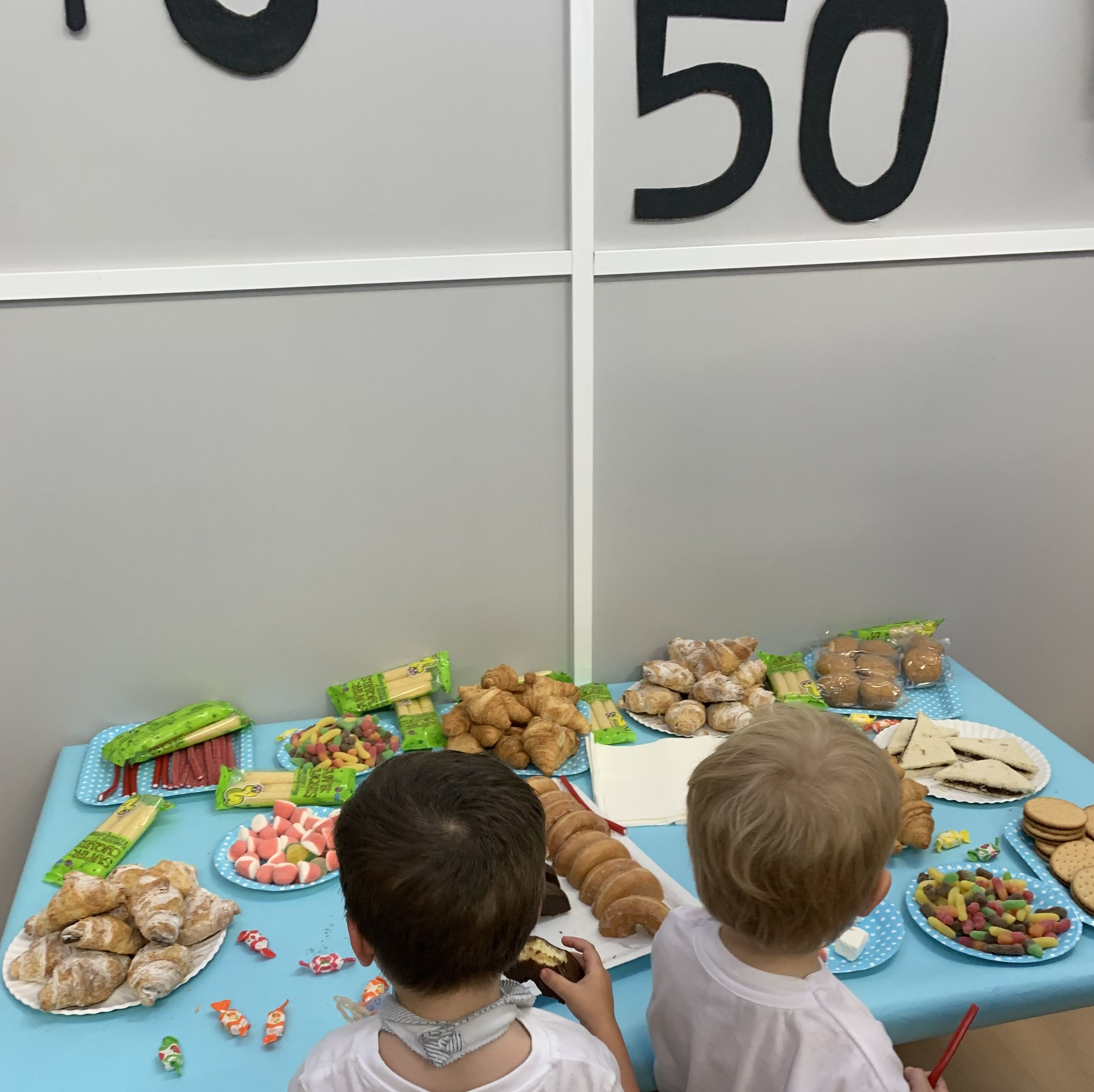 Fiestas: Servicios e Instalaciones de Llar d'infants Petits Gegants Fiestas: Servicios e Instalaciones de Llar d'infants Petits Gegants