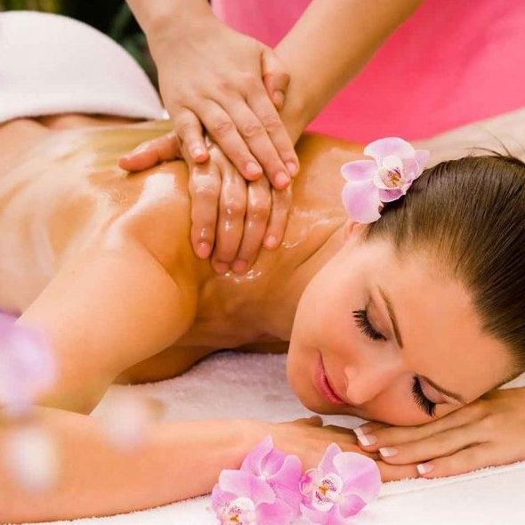Masaje relajante (cuerpo entero) 50': Servicios de SMART expertos belleza Masaje relajante (cuerpo entero) 50': Servicios de SMART expertos belleza