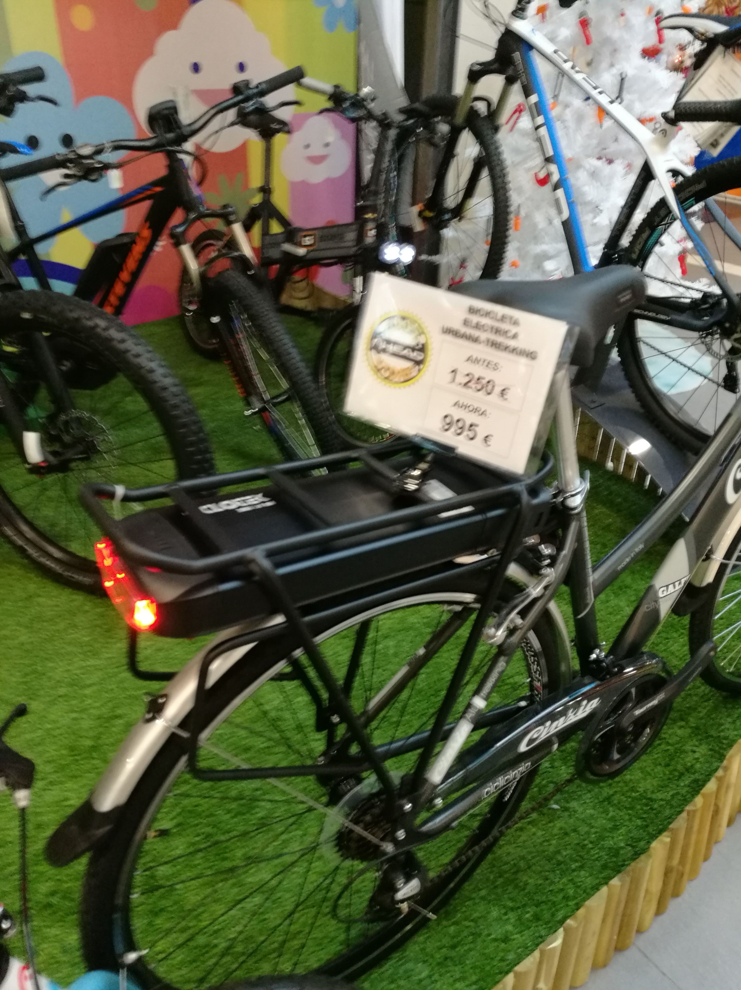 Bicicleta electrica urbana CICLOTEK cinzia: de E-Bike Guadarrama Bicicleta electrica urbana CICLOTEK cinzia: de E-Bike Guadarrama