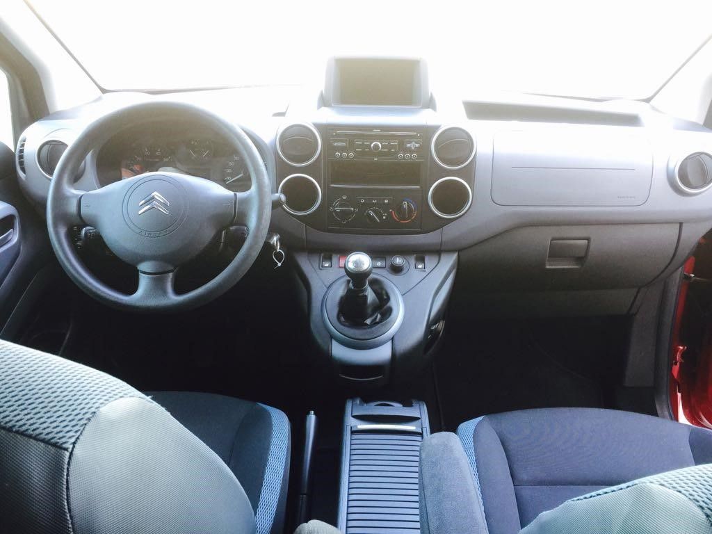 Citroën Berlingo XTR 1.6HDI 110CV: VEHÍCULOS de Ocasión A Lagoa Ribadumia Citroën Berlingo XTR 1.6HDI 110CV: VEHÍCULOS de Ocasión A Lagoa Ribadumia
