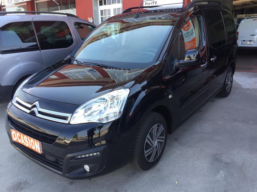CITROEN BERLINGO MULTISPACE BlueHDi 1.6HDI 120CV 6V: VEHÍCULOS de Ocasión A Lagoa Ribadumia CITROEN BERLINGO MULTISPACE BlueHDi 1.6HDI 120CV 6V: VEHÍCULOS de Ocasión A Lagoa Ribadumia