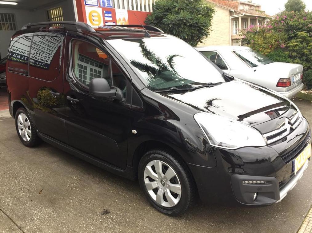 CITROEN BERLINGO 1.6BlueHDI 120CV: VEHÍCULOS de Ocasión A Lagoa Ribadumia CITROEN BERLINGO 1.6BlueHDI 120CV: VEHÍCULOS de Ocasión A Lagoa Ribadumia