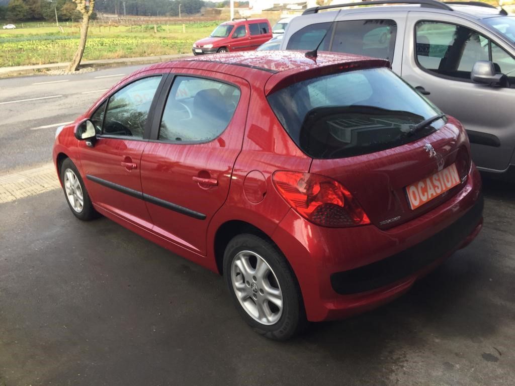 Peugeot 207 1.4HDI 68CV: VEHÍCULOS de Ocasión A Lagoa Peugeot 207 1.4HDI 68CV: VEHÍCULOS de Ocasión A Lagoa