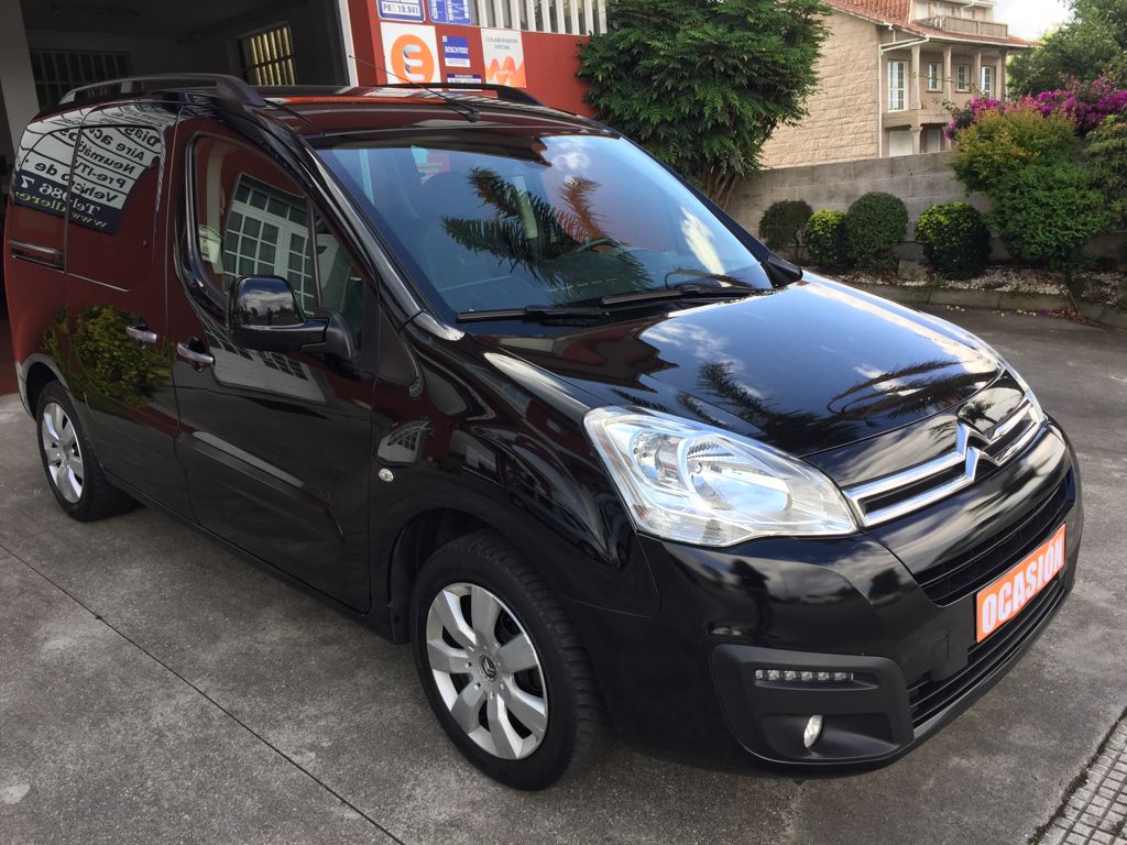 CITROEN BERLINGO 1.6BlueHDI 100CV: VEHÍCULOS de Ocasión A Lagoa Ribadumia CITROEN BERLINGO 1.6BlueHDI 100CV: VEHÍCULOS de Ocasión A Lagoa Ribadumia