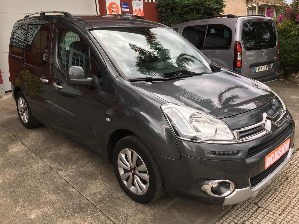 CITROEN BERLINGO 20 ANIVERSARIO 1.6HDI 114CV: VEHÍCULOS de Ocasión A Lagoa Ribadumia CITROEN BERLINGO 20 ANIVERSARIO 1.6HDI 114CV: VEHÍCULOS de Ocasión A Lagoa Ribadumia