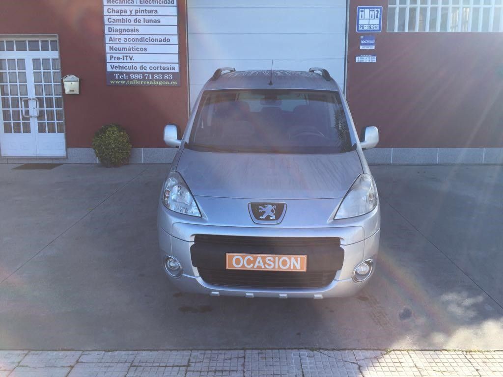 Peugeot 1.6HDI 110CV Outdoor: de Ocasión A Lagoa Peugeot 1.6HDI 110CV Outdoor: de Ocasión A Lagoa