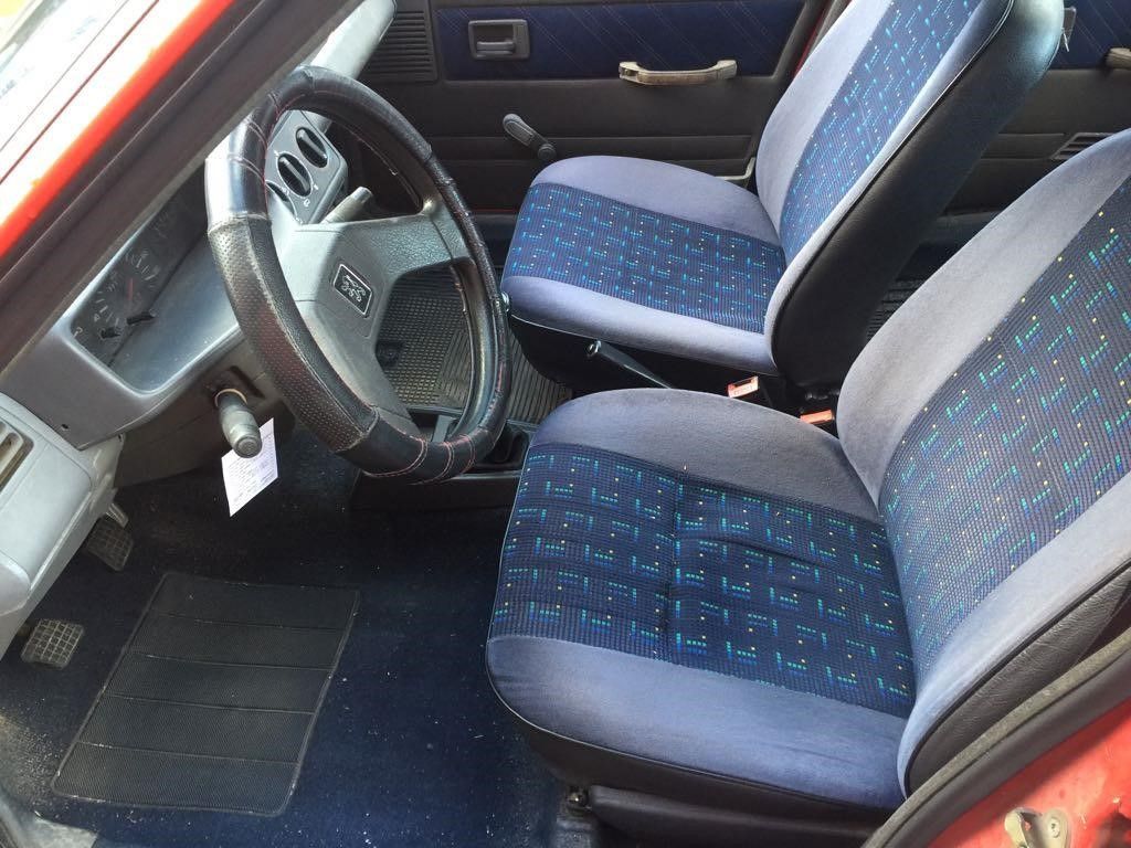 Peugeot 205D 1.8D 60CV: VEHÍCULOS de Ocasión A Lagoa Peugeot 205D 1.8D 60CV: VEHÍCULOS de Ocasión A Lagoa