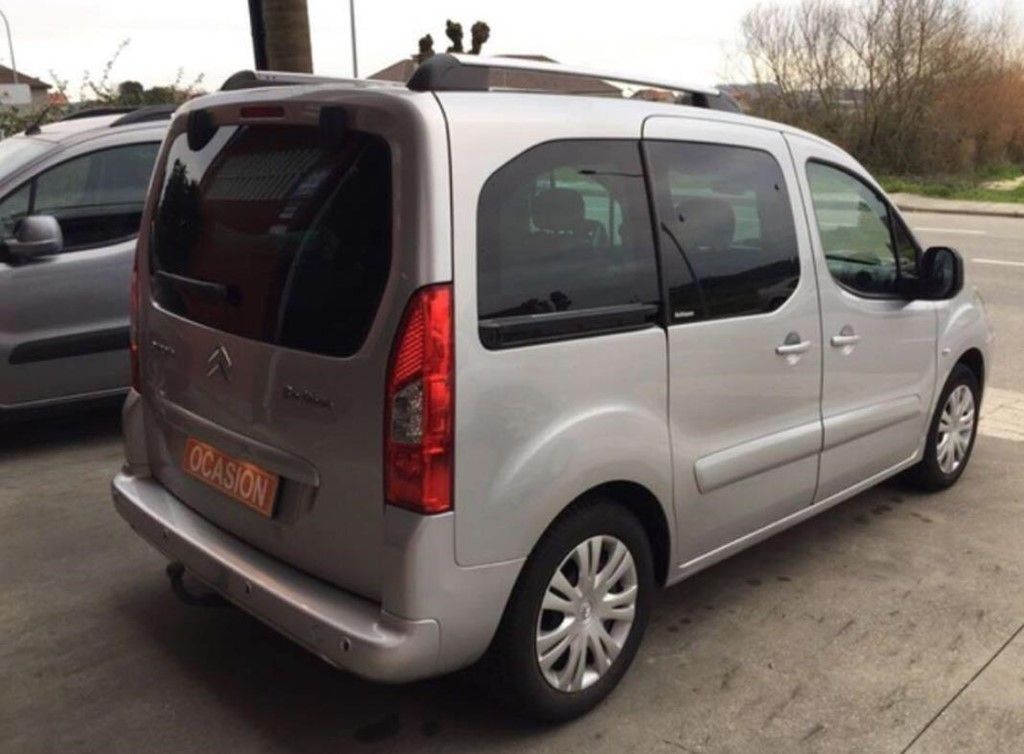 Citroën Berlingo 1.6HDI Multiespace 109CV: VEHÍCULOS de Ocasión A Lagoa Ribadumia Citroën Berlingo 1.6HDI Multiespace 109CV: VEHÍCULOS de Ocasión A Lagoa Ribadumia