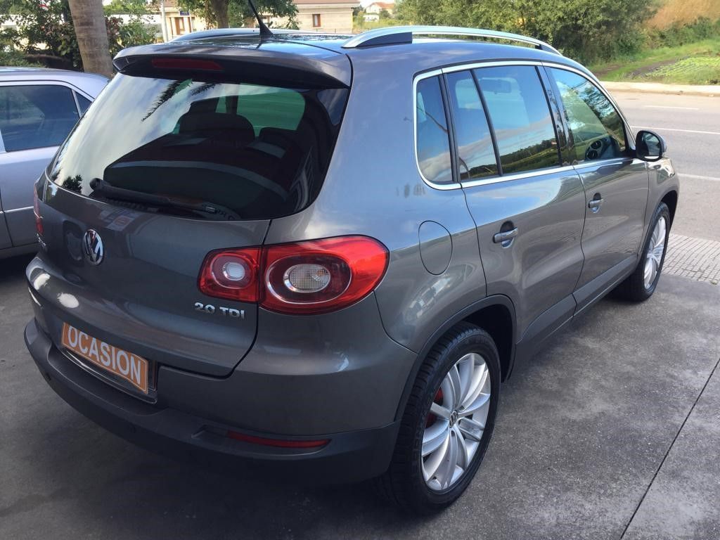 Volkswagen Tiguan 2.0TDI Sport: VEHÍCULOS de Ocasión A Lagoa Ribadumia Volkswagen Tiguan 2.0TDI Sport: VEHÍCULOS de Ocasión A Lagoa Ribadumia