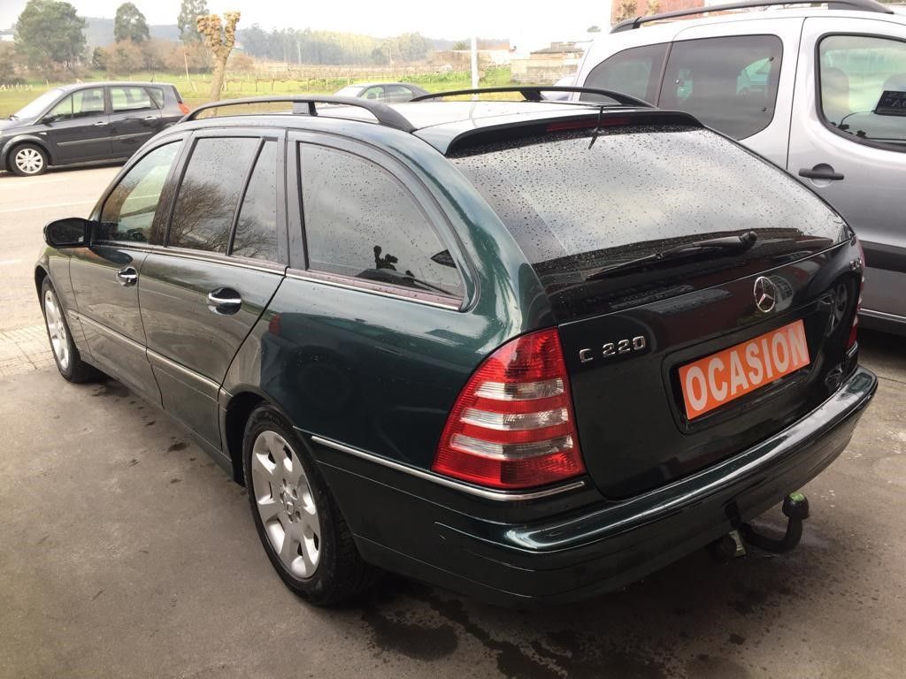 Mercedes C220CDI: VEHÍCULOS de Ocasión A Lagoa Ribadumia Mercedes C220CDI: VEHÍCULOS de Ocasión A Lagoa Ribadumia