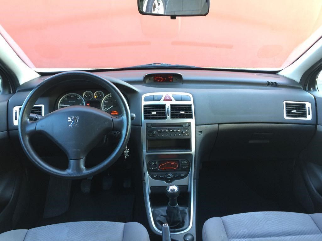 Peugeot 307 2.0HDI 90 CV: VEHÍCULOS de Ocasión A Lagoa Ribadumia Peugeot 307 2.0HDI 90 CV: VEHÍCULOS de Ocasión A Lagoa Ribadumia