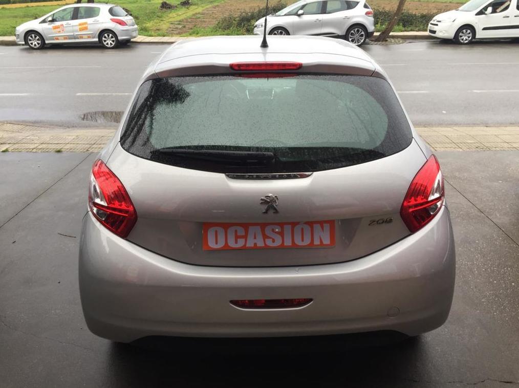 PEUGEOT 208 BUSINESS LINE 1.4HDI 70CV: de Ocasión A Lagoa PEUGEOT 208 BUSINESS LINE 1.4HDI 70CV: de Ocasión A Lagoa