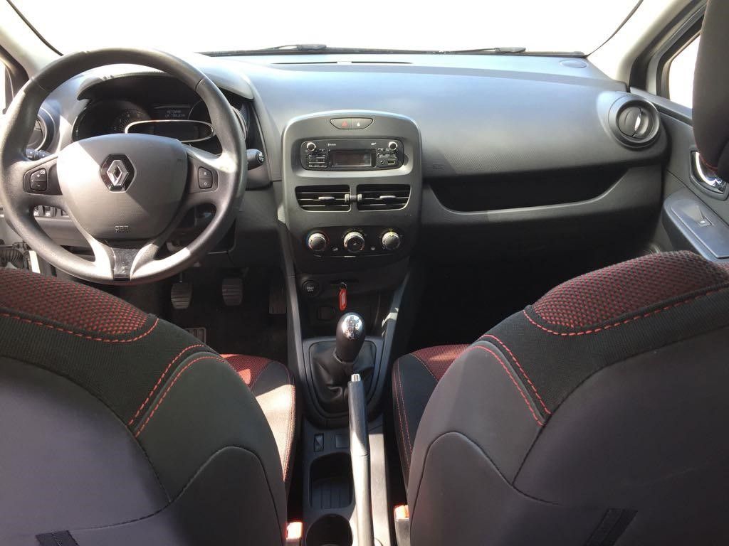 Renault Clio 1.5 Dci 75 CV: VEHÍCULOS de Ocasión A Lagoa Ribadumia Renault Clio 1.5 Dci 75 CV: VEHÍCULOS de Ocasión A Lagoa Ribadumia