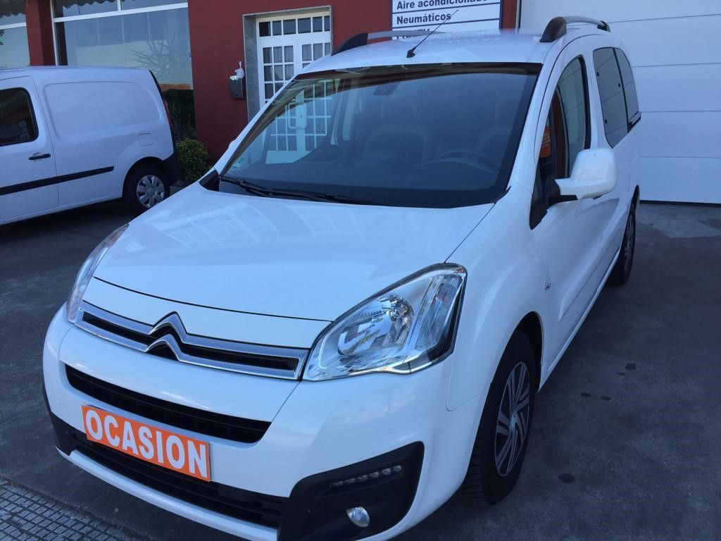 Citroën Berlingo 1.6HDI 100CV Automática: VEHÍCULOS de Ocasión A Lagoa Ribadumia Citroën Berlingo 1.6HDI 100CV Automática: VEHÍCULOS de Ocasión A Lagoa Ribadumia