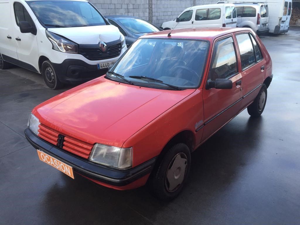 Peugeot 205D 1.8D 60CV: VEHÍCULOS de Ocasión A Lagoa Peugeot 205D 1.8D 60CV: VEHÍCULOS de Ocasión A Lagoa