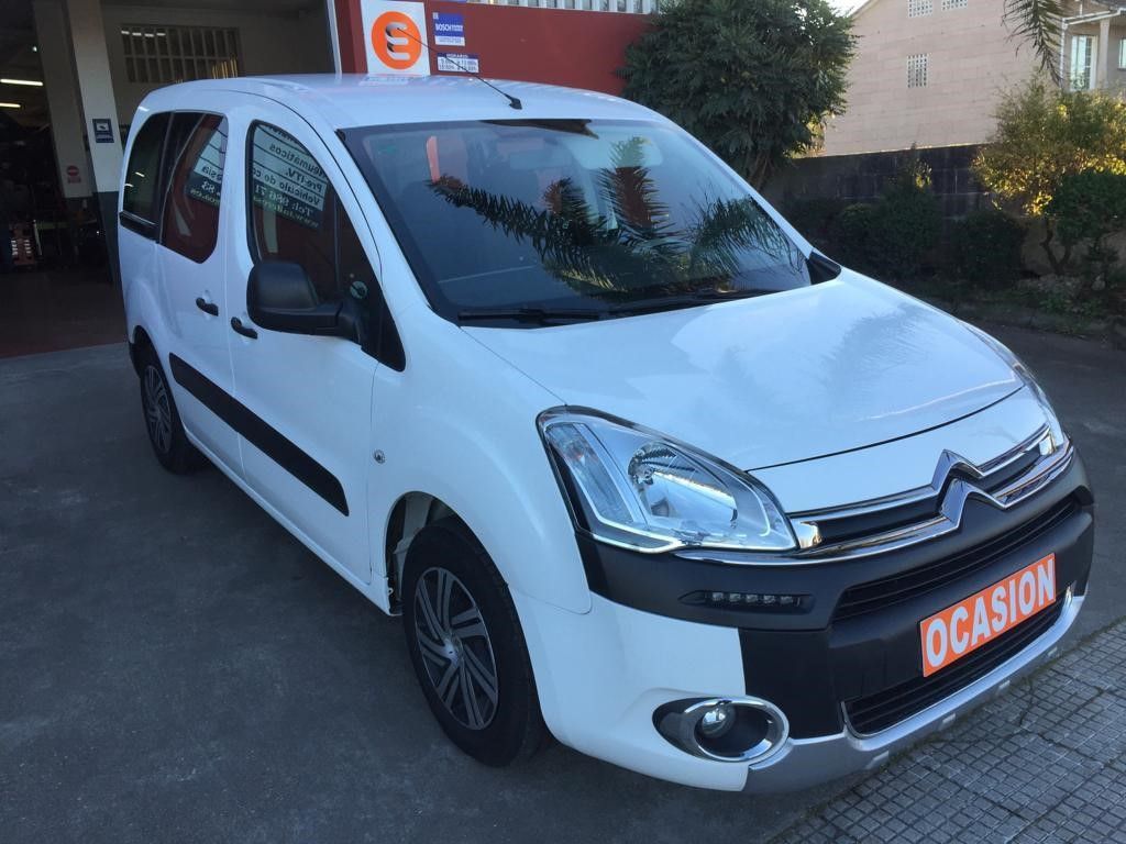 Citroën Berlingo 1.6HDI 75Cv: VEHÍCULOS de Ocasión A Lagoa Ribadumia Citroën Berlingo 1.6HDI 75Cv: VEHÍCULOS de Ocasión A Lagoa Ribadumia