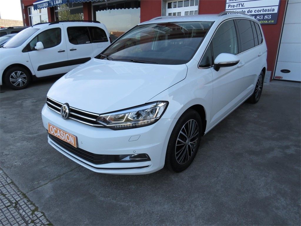 Volkswagen Touran 2.0TDI 150CV DSG Highline: VEHÍCULOS de Ocasión A Lagoa Ribadumia Volkswagen Touran 2.0TDI 150CV DSG Highline: VEHÍCULOS de Ocasión A Lagoa Ribadumia