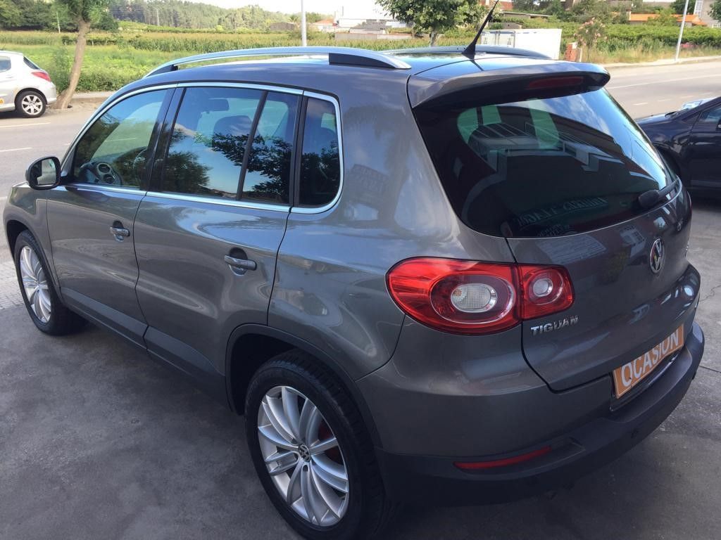 Volkswagen Tiguan 2.0TDI Sport: VEHÍCULOS de Ocasión A Lagoa Ribadumia Volkswagen Tiguan 2.0TDI Sport: VEHÍCULOS de Ocasión A Lagoa Ribadumia
