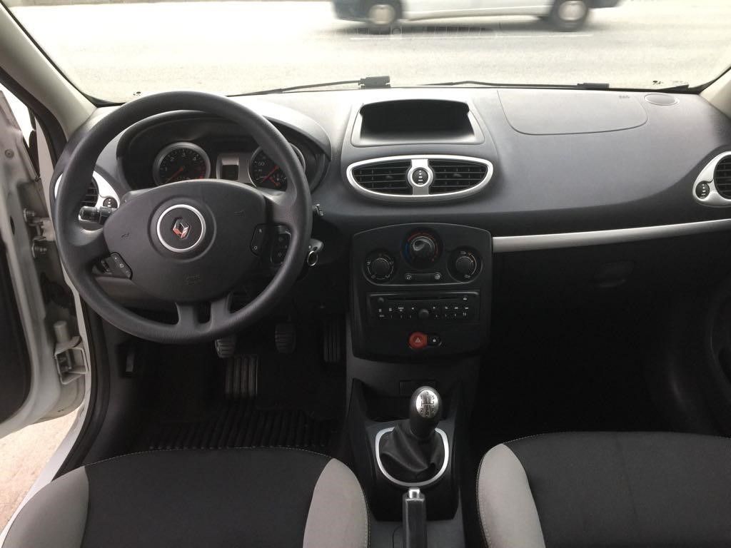 Renault Clio 1.5 DCI 75 Cv: VEHÍCULOS de Ocasión A Lagoa Ribadumia Renault Clio 1.5 DCI 75 Cv: VEHÍCULOS de Ocasión A Lagoa Ribadumia