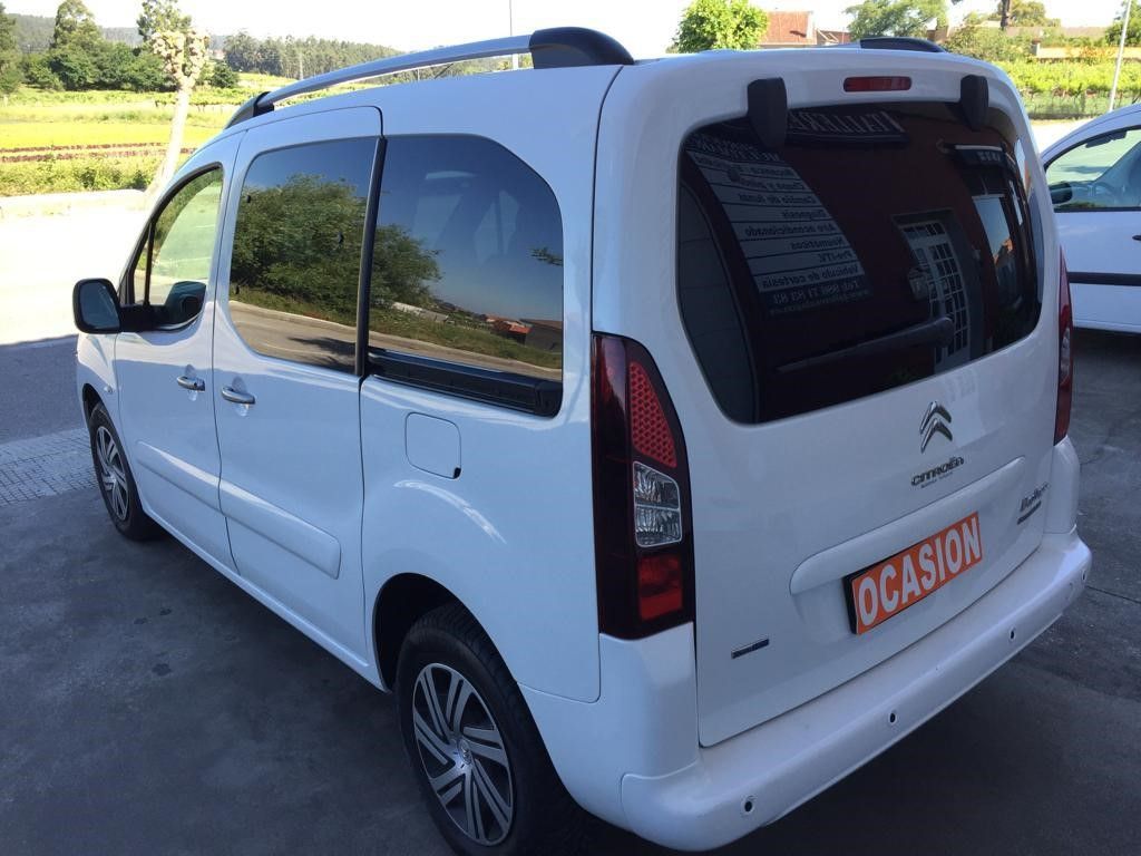 Citroën Berlingo 1.6HDI 100CV Automática: VEHÍCULOS de Ocasión A Lagoa Ribadumia Citroën Berlingo 1.6HDI 100CV Automática: VEHÍCULOS de Ocasión A Lagoa Ribadumia