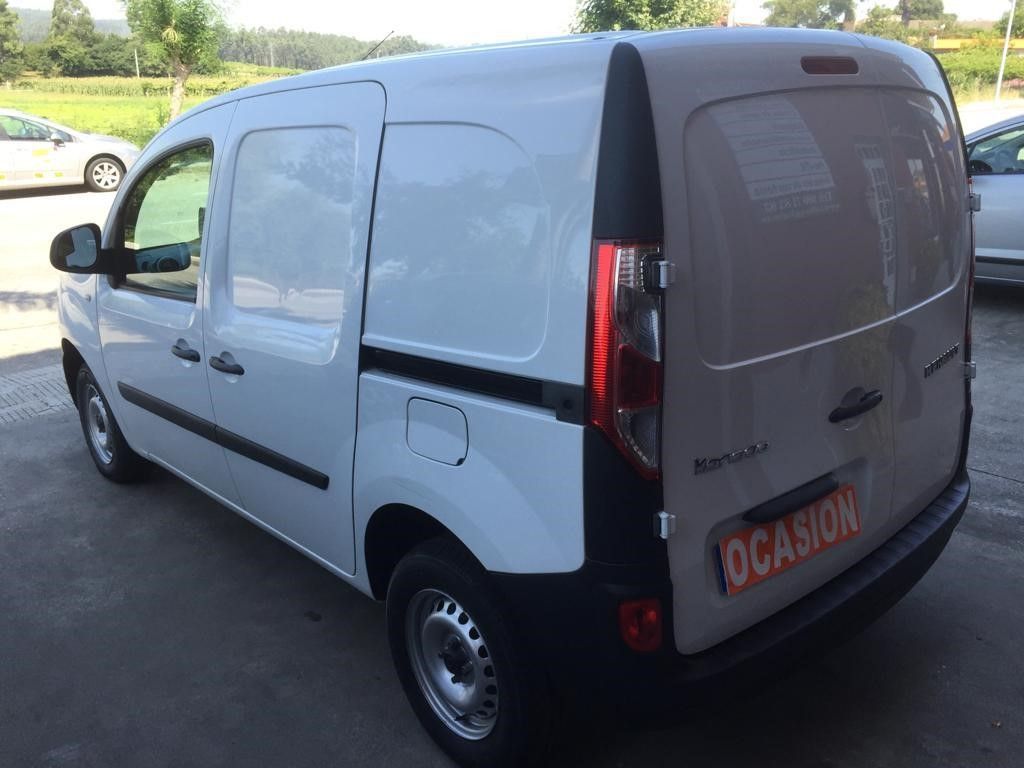 Renault Kangoo 1.5DCI 75CV doble puerta lateral: VEHÍCULOS de Ocasión A Lagoa Ribadumia Renault Kangoo 1.5DCI 75CV doble puerta lateral: VEHÍCULOS de Ocasión A Lagoa Ribadumia