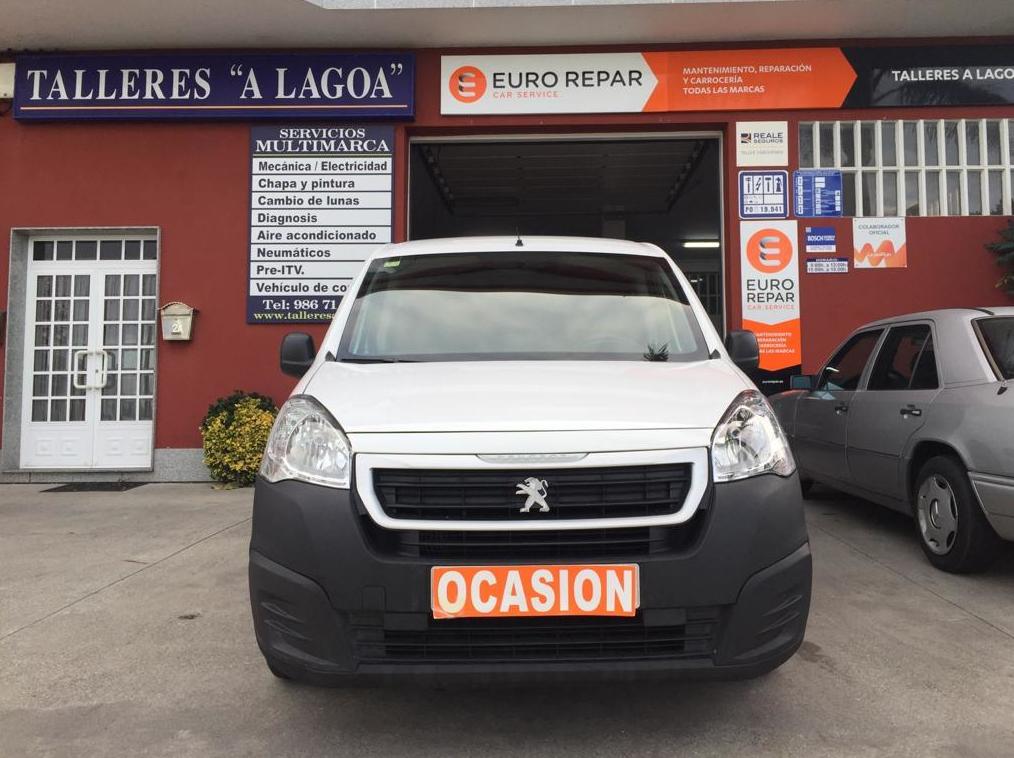 PEUGEOT PARTNER FURGÓN 1.6 BlueHDI 75CV: Vehículos de ocasión de Ocasión A Lagoa PEUGEOT PARTNER FURGÓN 1.6 BlueHDI 75CV: Vehículos de ocasión de Ocasión A Lagoa