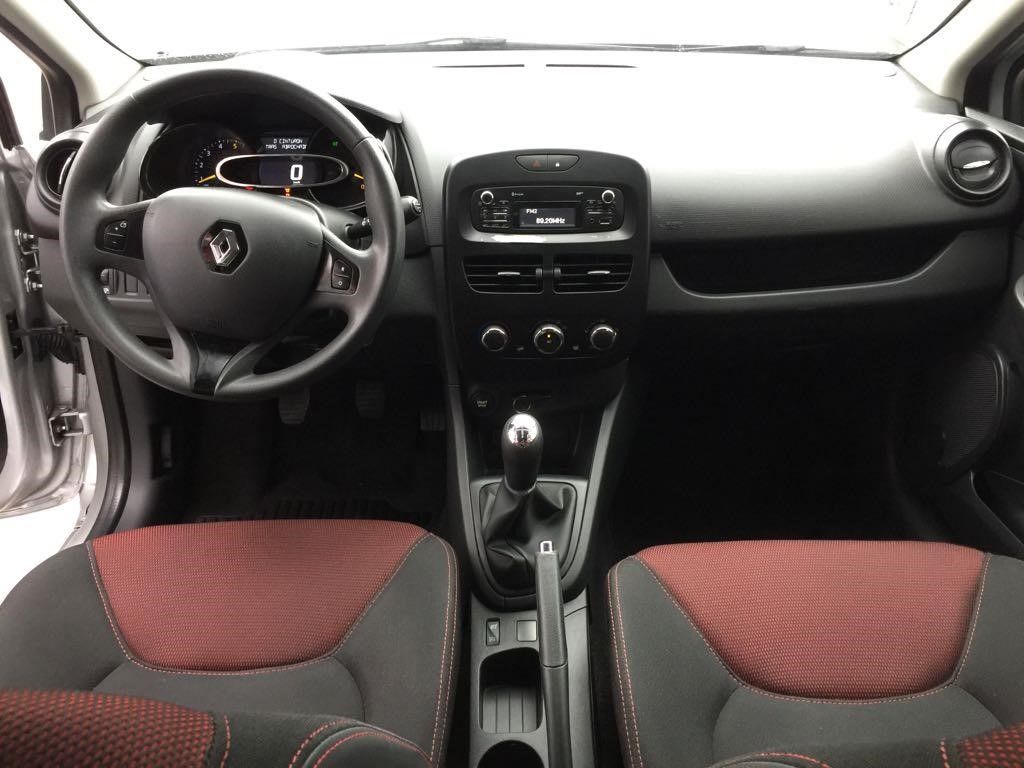 Renault Clio 1.5 DCI 75 CV: VEHÍCULOS de Ocasión A Lagoa Ribadumia Renault Clio 1.5 DCI 75 CV: VEHÍCULOS de Ocasión A Lagoa Ribadumia