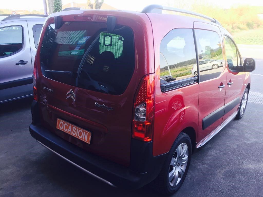 Citroën Berlingo XTR 1.6HDI 110CV: VEHÍCULOS de Ocasión A Lagoa Ribadumia Citroën Berlingo XTR 1.6HDI 110CV: VEHÍCULOS de Ocasión A Lagoa Ribadumia