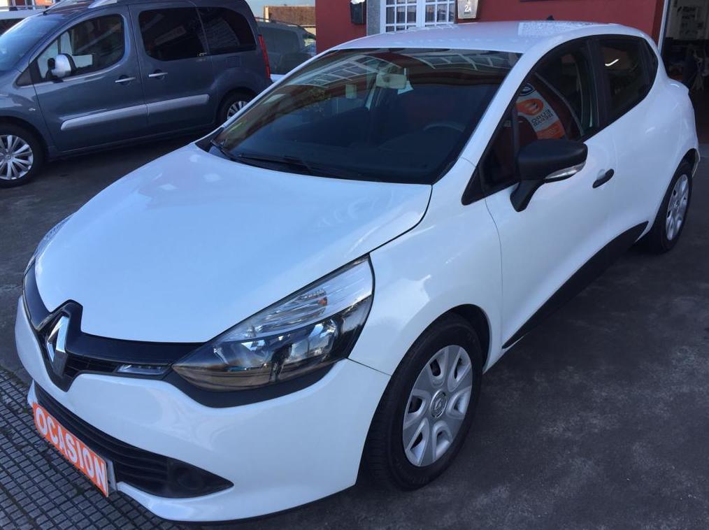 Renault Clio 1.5 Dci 75CV : Vehículos de ocasión de OCASIÓN A LAGOA Renault Clio 1.5 Dci 75CV : Vehículos de ocasión de OCASIÓN A LAGOA