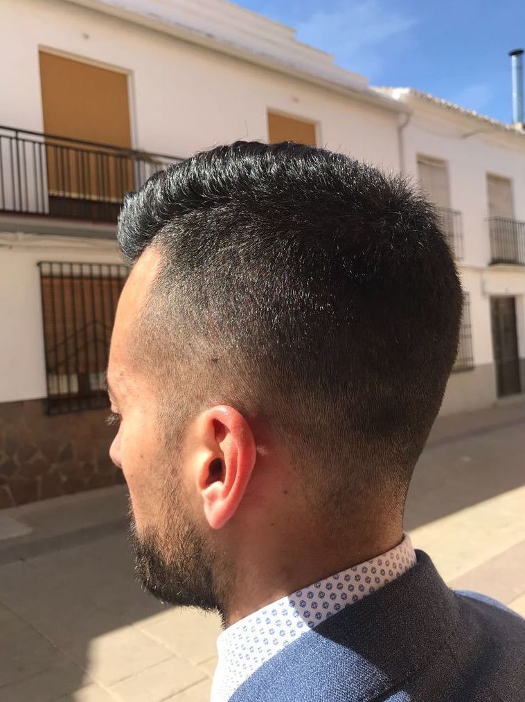Peluquería caballero: Peluquería y estética de Lola Gómez Estilistas Peluquería caballero: Peluquería y estética de Lola Gómez Estilistas
