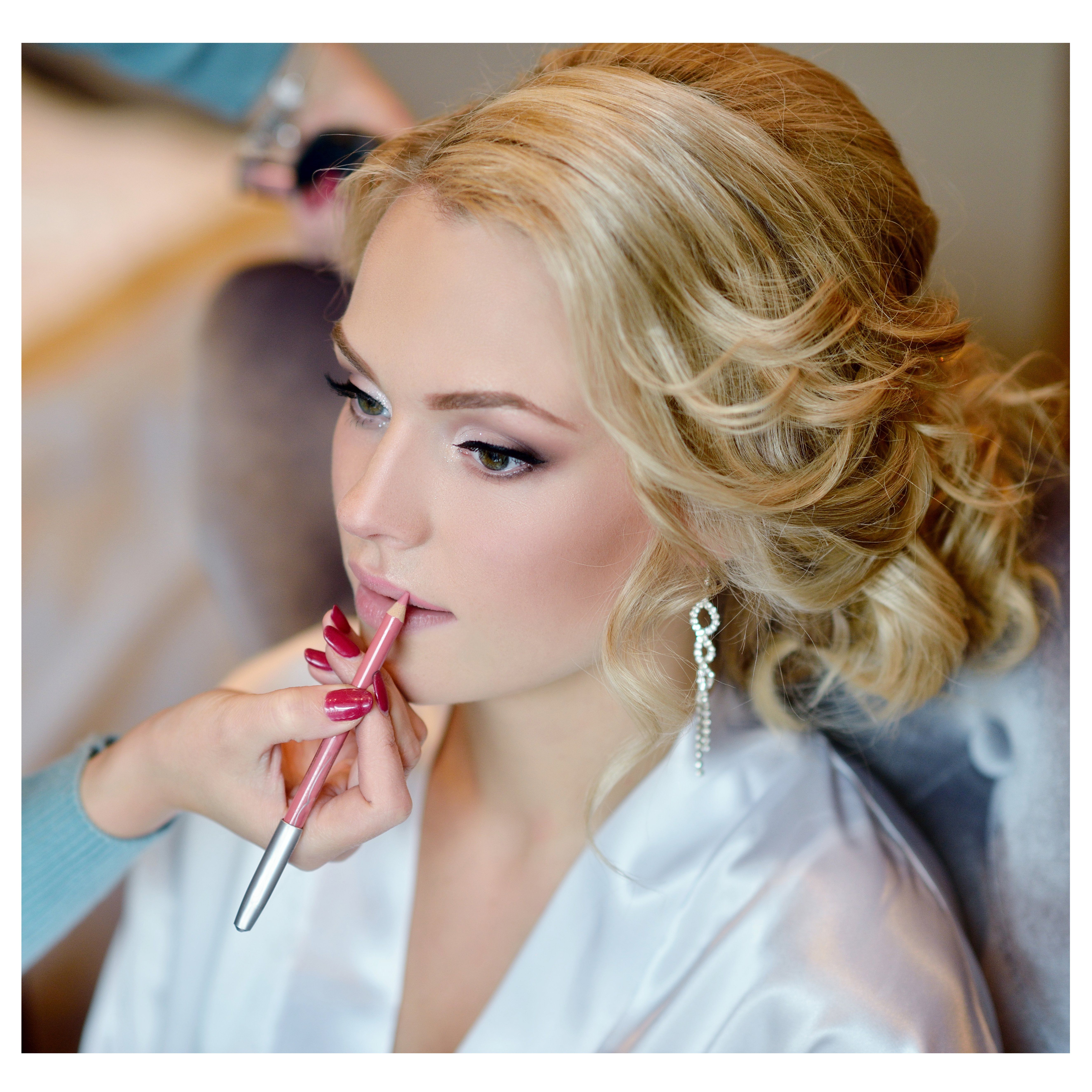 Maquillaje: Servicios de Peluquería y estética Toñi Maquillaje: Servicios de Peluquería y estética Toñi